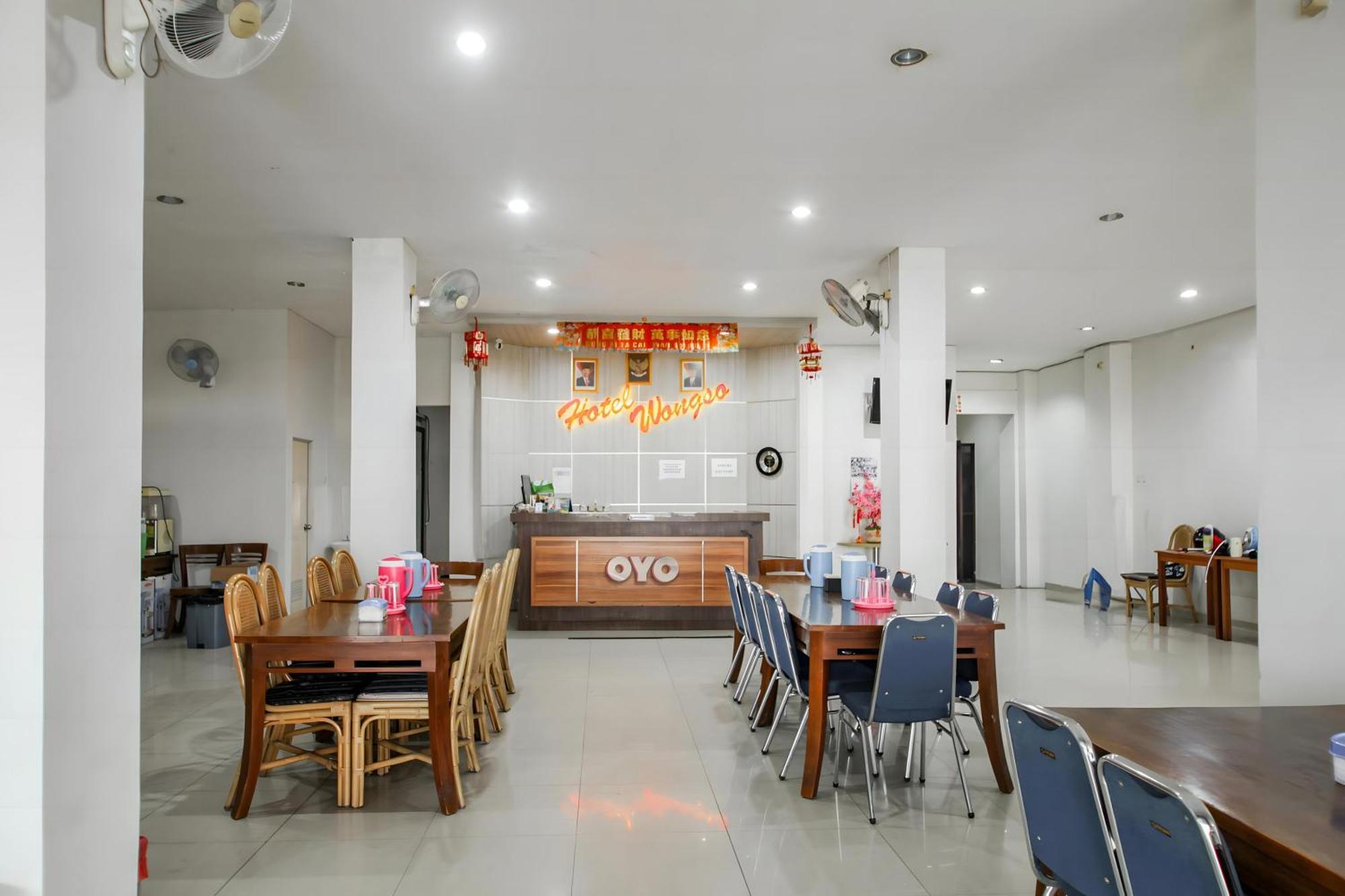 Capital O 93589 Hotel Wongso Syariah Pangkal Pinang Bagian luar foto