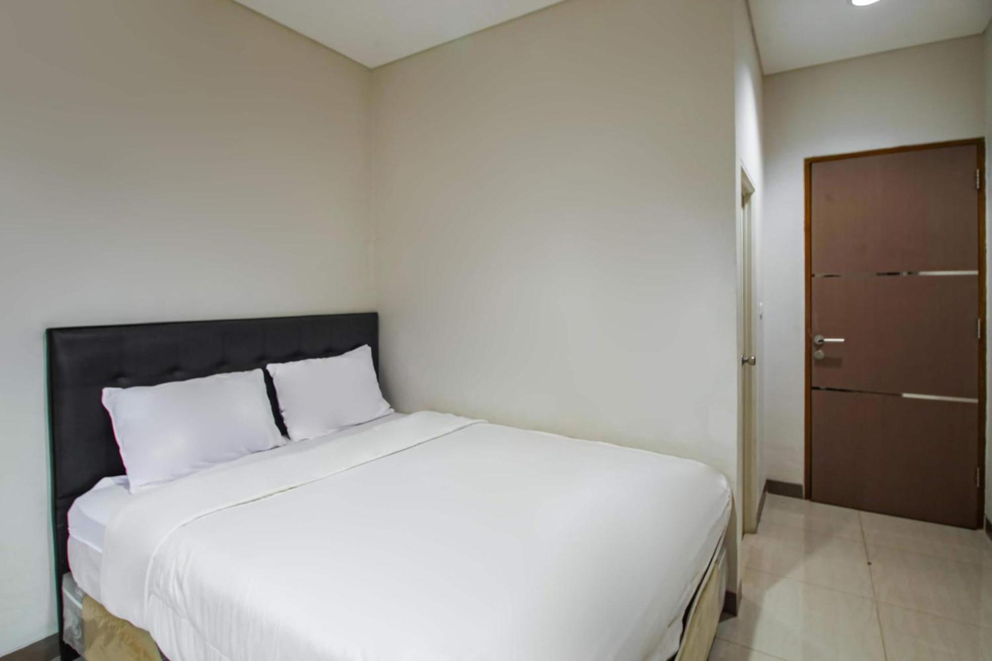 Capital O 93589 Hotel Wongso Syariah Pangkal Pinang Bagian luar foto